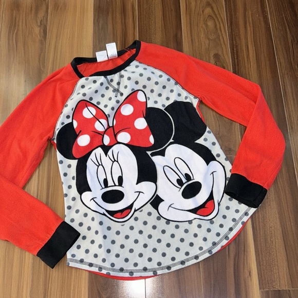 Small ladies Disney Mickey and minnie Mouse fleece pajama top - Picture 1 of 3